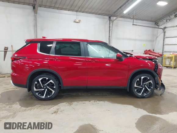 2023 Mitsubishi Outlander SE z VIN JA4J4UA86PZ048784, wystawiony jako IAAI lot #42133838 z przebiegiem 10 680 mil mil oraz . Historia ofert i sprzedaży dostępna na DreamBid. Obrazek 13.