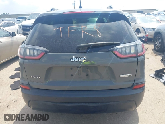 2020 Jeep Cherokee Latitude Plus z VIN 1C4PJMLBXLD568074, wystawiony jako IAAI lot #42164034 z przebiegiem 75 448 mil mil oraz . Historia ofert i sprzedaży dostępna na DreamBid. Obrazek 17.