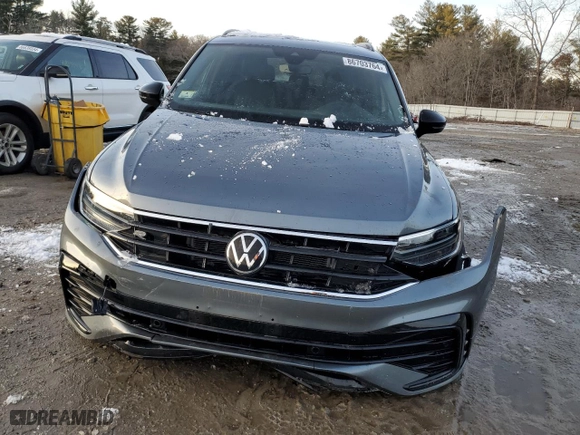 2023 Volkswagen Tiguan SE R-Line Black with VIN 3VV8B7AX8PM070954, listed as a Copart auction lot 86703764 with 29,020 mi miles and Salvage Title. Bid and sale history available at carsss.com. Image 5.