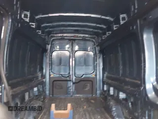 2023 Ford Transit Cargo z VIN 1FTBR3X86PKA19968, wystawiony jako IAAI lot #41587524 z przebiegiem 44 987 mil mil oraz . Historia ofert i sprzedaży dostępna na DreamBid. Obrazek 8.