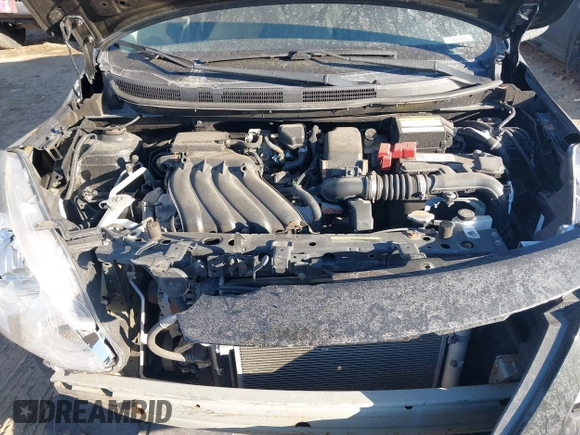 2016 Nissan Versa SV z VIN 3N1CN7AP5GL832064, wystawiony jako IAAI lot #41420008 z przebiegiem 80 890 mil mil oraz . Historia ofert i sprzedaży dostępna na DreamBid. Obrazek 10.