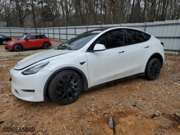 2020 Tesla Model Y Long Range with VIN 5YJYGDEFXLF002783, listed as a Copart auction lot 45944065 with 0 mi miles and Salvage Title. Bid and sale history available at carsss.com. Image 1.