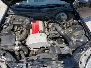 1999 Mercedes-Benz SLK-Class with VIN WDBKK47F5XF129037, listed as a Copart auction lot 68842504 with 74,397 mi miles and Salvage Title. Bid and sale history available at carsss.com. Image 13.