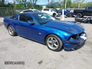 2008 Ford Mustang GT Deluxe with VIN 1ZVHT82H585192023, listed as a IAAI auction lot 42170182 with 109,946 mi miles and . Bid and sale history available at DreamBid. Image 1.