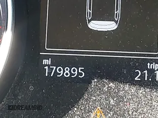 2017 Volkswagen Golf S z VIN 3VWC17AU6HM501548, wystawiony jako IAAI lot #41724754 z przebiegiem 179 895 mil mil oraz . Historia ofert i sprzedaży dostępna na DreamBid. Obrazek 15.