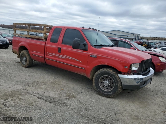 1999 Ford Super Duty F-250 XL with VIN 1FTNX20F4XEB80680, listed as a Copart auction lot 81917404 with 355,267 mi miles and Salvage Title. Bid and sale history available at carsss.com. Image 4.