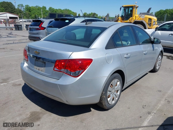2015 Chevrolet Cruze LS with VIN 1G1PA5SH8F7275538, listed as a IAAI auction lot 42048660 with 132,977 mi miles. Bid and sale history available at carsss.com. Image 4.