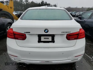 2018 BMW 3 Series 330i xDrive с VIN WBA8D9G53JNU70991, выставлен на аукционе Copart как лот 39904884 с пробегом Не указан миль и Списание • Salvage title. История ставок и продаж доступна на DreamBid. Изображение 6.