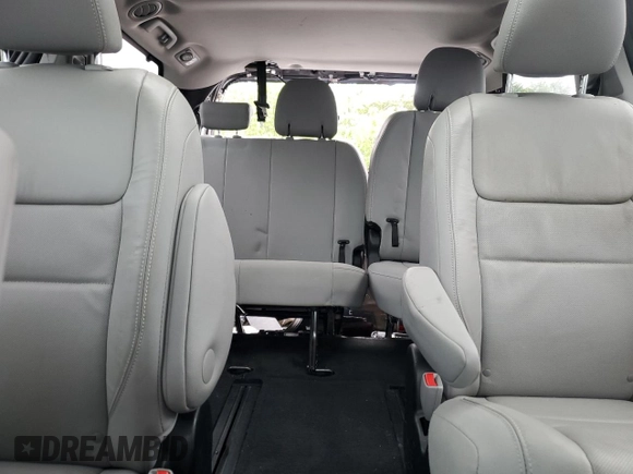 2016 Toyota Sienna Limited with VIN 5TDDK3DC8GS130925, listed as a Copart auction lot 60163985 with 157,507 mi miles and Salvage title. Bid and sale history available at DreamBid. Image 10.