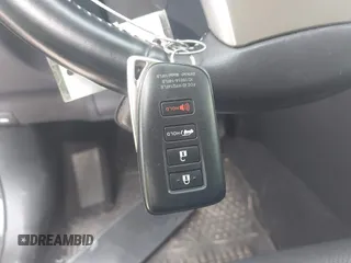 2021 Lexus NX 300 z VIN JTJDARBZ4M2192951, wystawiony jako IAAI lot #42260921 z przebiegiem 21 541 mil mil oraz . Historia ofert i sprzedaży dostępna na DreamBid. Obrazek 11.