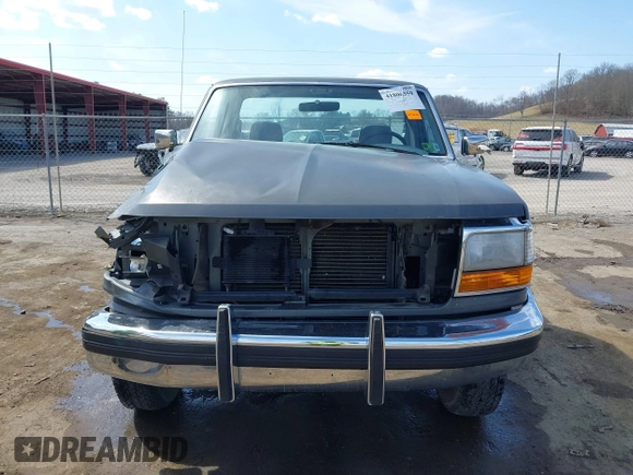 1995 Ford F-250 with VIN 2FTHF25H8SCA12128, listed as a IAAI auction lot 41806359 with 90,950 mi miles. Bid and sale history available at carsss.com. Image 12.