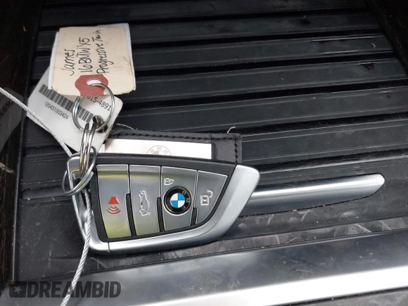 2016 BMW X5 sDrive35i with VIN 5UXKR2C59G0U17661, listed as a IAAI auction lot 40931088 with 90,963 mi miles. Bid and sale history available at carsss.com. Image 11.
