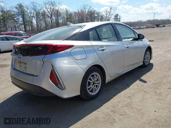 2017 Toyota Prius Plus z VIN JTDKARFP1H3001327, wystawiony jako IAAI lot #41895059 z przebiegiem 91 821 mil mil oraz . Historia ofert i sprzedaży dostępna na DreamBid. Obrazek 4.