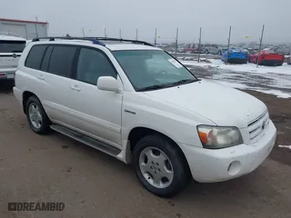 2005 Toyota Highlander with VIN JTEDP21A450072905, listed as a IAAI auction lot 41583297 with 250,061 mi miles. Bid and sale history available at carsss.com. Image 1.