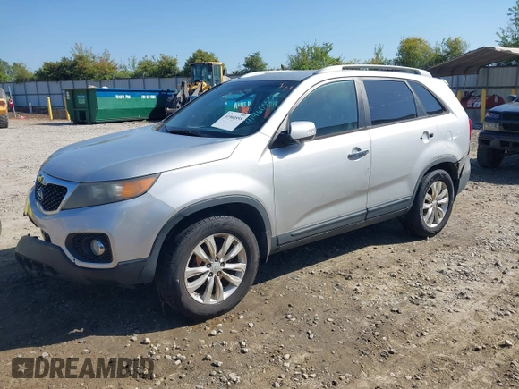 2011 Kia Sorento EX with VIN 5XYKU4A28BG070279, listed as a IAAI auction lot 41960555 with 1 mi miles. Bid and sale history available at carsss.com. Image 2.