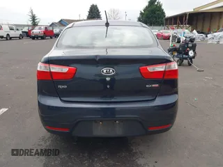 2013 Kia Rio SX z VIN KNADN4A32D6131000, wystawiony jako IAAI lot #41896171 z przebiegiem 83 138 mil mil oraz . Historia ofert i sprzedaży dostępna na DreamBid. Obrazek 17.