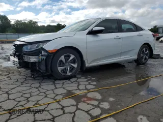 2020 Honda Civic LX z VIN 2HGFC2F69LH561355, wystawiony jako Copart lot #58814405 z przebiegiem 56 492 mil mil oraz Szkoda całkowita • Salvage title. Historia ofert i sprzedaży dostępna na DreamBid. Obrazek 1.