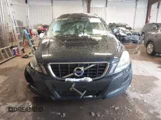 2013 Volvo XC60 T6 with VIN YV4902DZ2D2460909, listed as a IAAI auction lot 41167603 with 161,011 mi miles and . Bid and sale history available at DreamBid. Image 12.