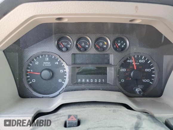 2010 Ford F-250 XL z VIN 1FTSX2BY1AEB41313, wystawiony jako Copart lot #48848615 z przebiegiem Nie podano mil oraz Szkody całkowita. Historia ofert i sprzedaży dostępna na DreamBid. Obrazek 9.