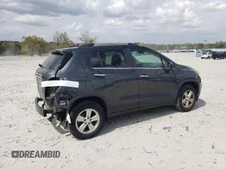 2020 Chevrolet Trax LT with VIN 3GNCJPSB1LL142227, listed as a Copart auction lot 50274935 with 32,695 mi miles and Salvage Title. Bid and sale history available at carsss.com. Image 3.