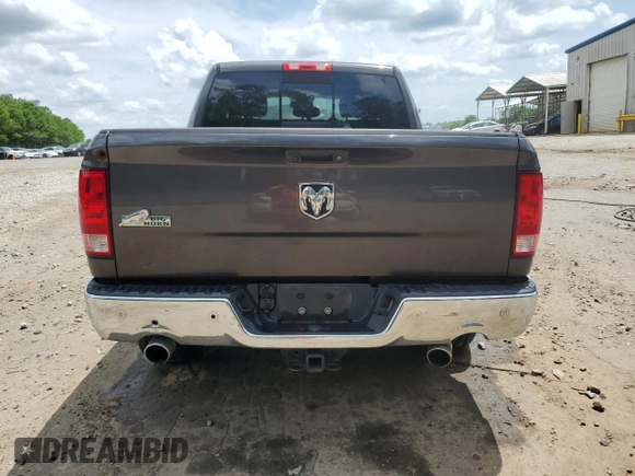 2017 Ram 1500 Lone Star z VIN 3C6RR6LT6HG738258, wystawiony jako Copart lot #55559655 z przebiegiem 106 677 mil mil oraz Szkoda całkowita • Salvage title. Historia ofert i sprzedaży dostępna na DreamBid. Obrazek 6.