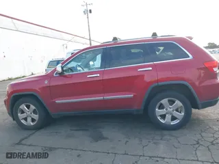 2011 Jeep Grand Cherokee Limited with VIN 1J4RR5GG1BC502105, listed as a IAAI auction lot 42024930 with 156,262 mi miles. Bid and sale history available at carsss.com. Image 14.