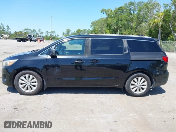 2016 Kia Sedona SX with VIN KNDMC5C15G6143818, listed as a IAAI auction lot 42051284 with 97,666 mi miles and . Bid and sale history available at carsss.com. Image 15.