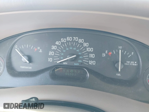 2003 Buick Century Custom with VIN 2G4WS52J231202771, listed as a IAAI auction lot 41631227 with 85,301 mi miles. Bid and sale history available at carsss.com. Image 7.