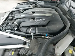 2019 BMW 7 Series 750i z VIN WBA7F0C50KGM26010, wystawiony jako IAAI lot #42188421 z przebiegiem 71 576 mil mil oraz . Historia ofert i sprzedaży dostępna na DreamBid. Obrazek 20.