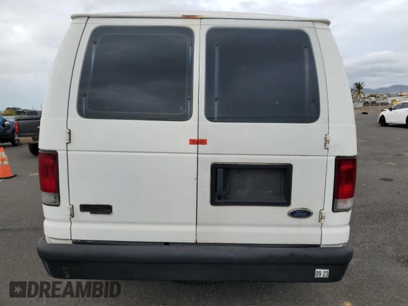 2002 Ford Econoline Passenger XL with VIN 1FMRE11242HB08362, listed as a Copart auction lot 43234805 with 117,626 mi miles and Salvage title. Bid and sale history available at DreamBid. Image 6.