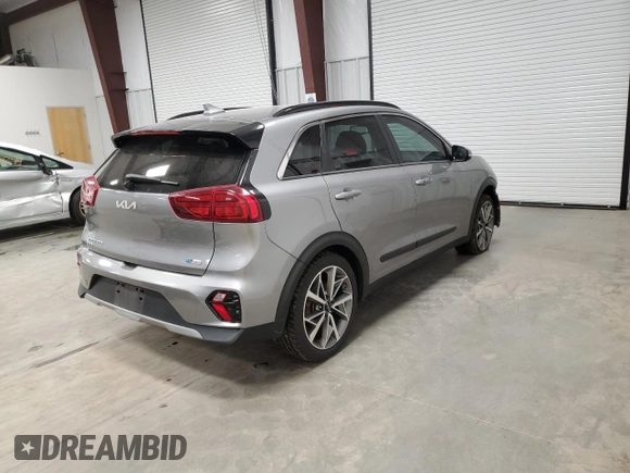 2022 Kia Niro Touring SE with VIN KNDCC3LC4N5546418, listed as a Copart auction lot 87052754 with 55,318 mi miles and Salvage Title. Bid and sale history available at carsss.com. Image 3.