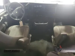 2018 Chevrolet Express Passenger LT с VIN 1GAZGPFGXJ1244873, выставлен на аукционе Copart как лот 44595725 с пробегом 149 127 миль миль и Списание • Salvage title. История ставок и продаж доступна на DreamBid. Изображение 8.