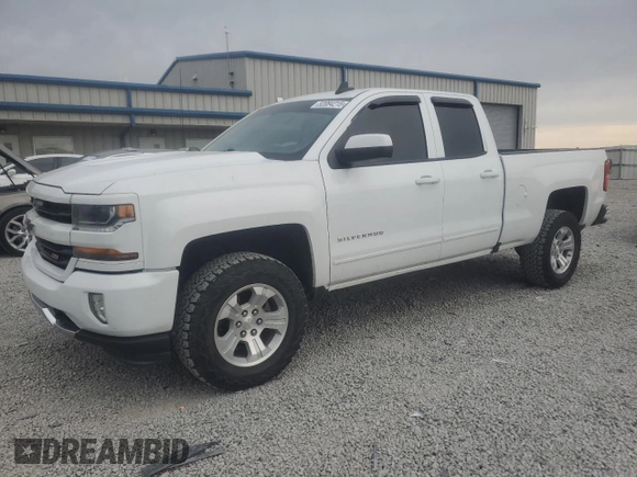 2018 Chevrolet Silverado 1500 LT with VIN 1GCVKREC7JZ176712, listed as a Copart auction lot 52084215 with 154,521 mi miles and Salvage Title. Bid and sale history available at DreamBid. Image 1.