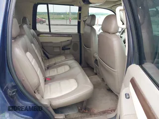 2005 Ford Explorer Eddie Bauer z VIN 1FMDU74K85UB09943, wystawiony jako IAAI lot #42337325 z przebiegiem 252 668 mil mil oraz . Historia ofert i sprzedaży dostępna na DreamBid. Obrazek 8.