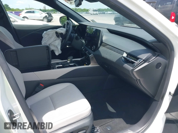 2023 Lexus RX 350 with VIN JTJCHMAA3P2009288, listed as a IAAI auction lot 42097583 with 37,475 mi miles and . Bid and sale history available at DreamBid. Image 5.