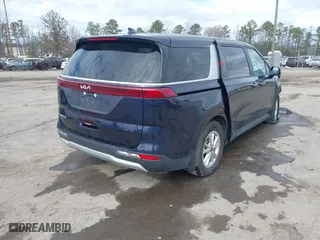 2024 Kia Carnival LX with VIN KNDNB4H3XR6382747, listed as a IAAI auction lot 41672196 with 40,045 mi miles. Bid and sale history available at carsss.com. Image 4.