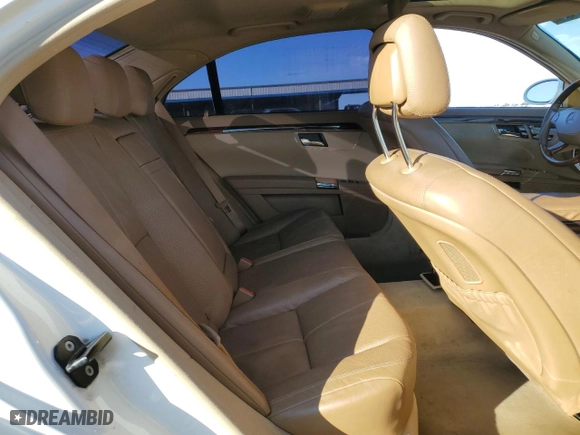 2009 Mercedes-Benz S-Class 5.5L V8 with VIN WDDNG71X29A259849, listed as a Copart auction lot 83017964 with 183,878 mi miles and Salvage Title. Bid and sale history available at carsss.com. Image 11.