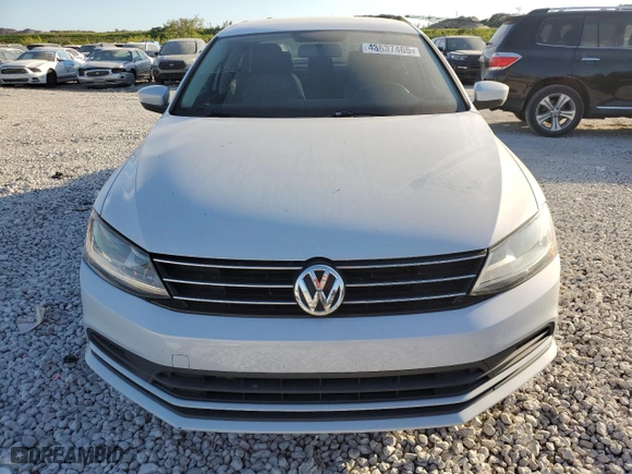 2017 Volkswagen Jetta 1.4T S with VIN 3VW2B7AJ9HM252676, listed as a Copart auction lot 43637465 with 83,566 mi miles and Salvage Title. Bid and sale history available at carsss.com. Image 5.