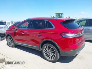 2020 Lincoln Nautilus Reserve with VIN 2LMPJ6K93LBL03965, listed as a IAAI auction lot 42296195 with 23,699 mi miles and . Bid and sale history available at DreamBid. Image 14.