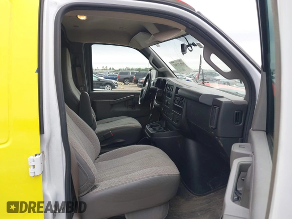 2023 Chevrolet Express Cargo with VIN 1GCWGAFP3P1219054, listed as a IAAI auction lot 41615581 with 36,622 mi miles and . Bid and sale history available at DreamBid. Image 5.
