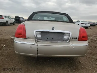2004 Lincoln Town Car Signature with VIN 1LNHM81WX4Y606532, listed as a Copart auction lot 49666775 with 47,509 mi miles and Salvage Title. Bid and sale history available at carsss.com. Image 6.