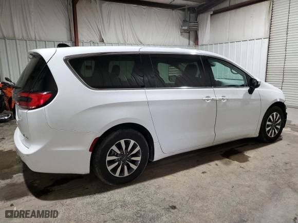 2023 Chrysler Pacifica Hybrid Touring L with VIN 2C4RC1L70PR608758, listed as a Copart auction lot 45183845 with 38,461 mi miles and Salvage Title. Bid and sale history available at carsss.com. Image 3.