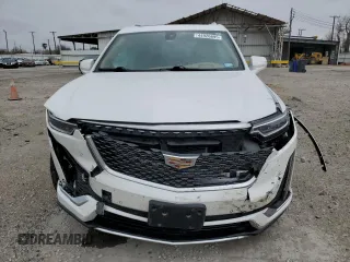 2022 Cadillac XT6 Premium Luxury z VIN 1GYKPFRS0NZ150862, wystawiony jako Copart lot #44926695 z przebiegiem 39 627 mil mil oraz Szkoda całkowita • Salvage title. Historia ofert i sprzedaży dostępna na DreamBid. Obrazek 5.