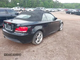 2009 BMW 1 Series 135i with VIN WBAUN93569VK40701, listed as a IAAI auction lot 42099169 with 115,997 mi miles and . Bid and sale history available at DreamBid. Image 4.