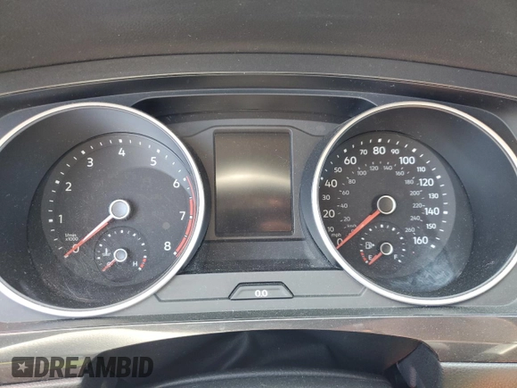2018 Volkswagen Tiguan S z VIN 3VV0B7AX5JM209488, wystawiony jako Copart lot #61195035 z przebiegiem Nie podano mil oraz Szkoda całkowita • Salvage title. Historia ofert i sprzedaży dostępna na DreamBid. Obrazek 9.