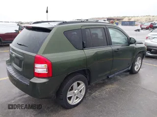 2007 Jeep Compass Sport with VIN 1J8FF47W07D158313, listed as a IAAI auction lot 41913422 with 170,286 mi miles. Bid and sale history available at carsss.com. Image 4.