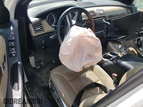 2011 Mercedes-Benz R 350 with VIN 4JGCB2FEXBA128759, listed as a Copart auction lot 74348994 with 116,892 mi miles and Salvage title. Bid and sale history available at DreamBid. Image 8.