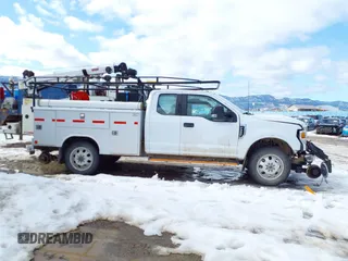 2022 Ford F-350 with VIN 1FT7X3B66NEE59668, listed as a IAAI auction lot 41508561 with 39,258 mi miles and . Bid and sale history available at DreamBid. Image 13.