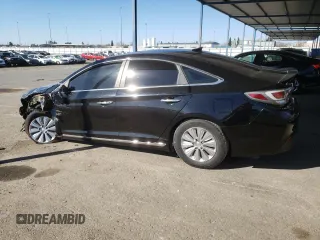 2017 Hyundai Sonata SE with VIN KMHE24L18HA051520, listed as a Copart auction lot 48121315 with 141,768 mi miles and Salvage Title. Bid and sale history available at DreamBid. Image 2.