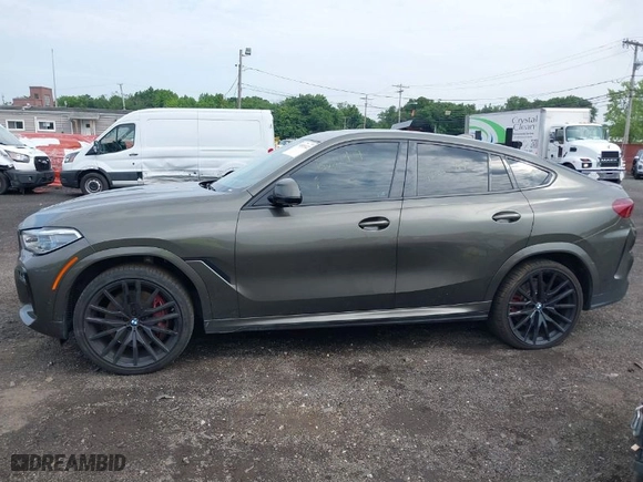2021 BMW X6 M50i with VIN 5UXCY8C03M9D80163, listed as a IAAI auction lot 39885522 with 48,533 mi miles. Bid and sale history available at carsss.com. Image 14.